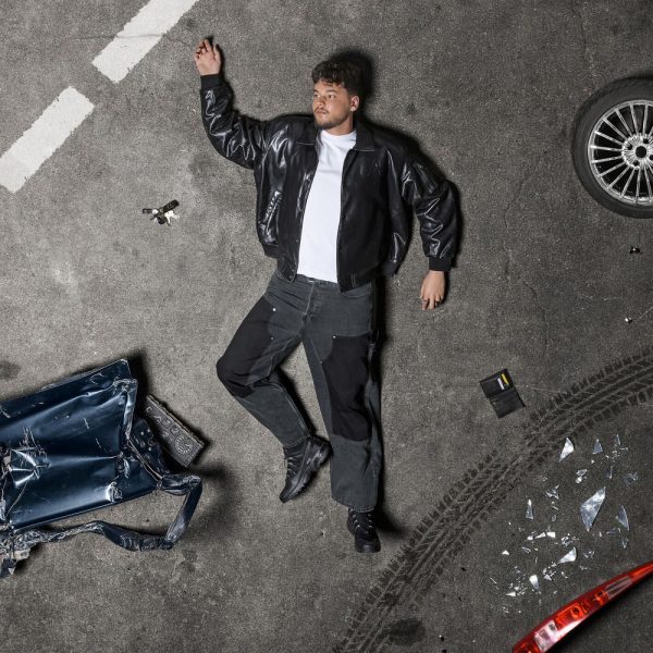 Joseph Kamel — Crash